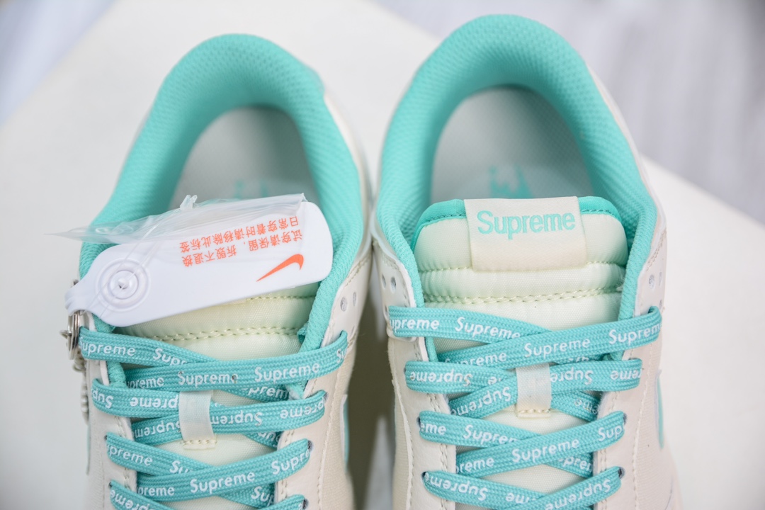 Supreme x Nike Dunk Low 米绿小湖水绿勾   BB6698-512