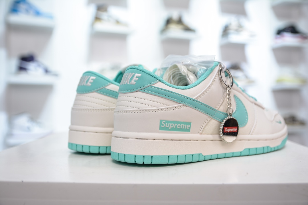 Supreme x Nike Dunk Low 米绿小湖水绿勾   BB6698-512