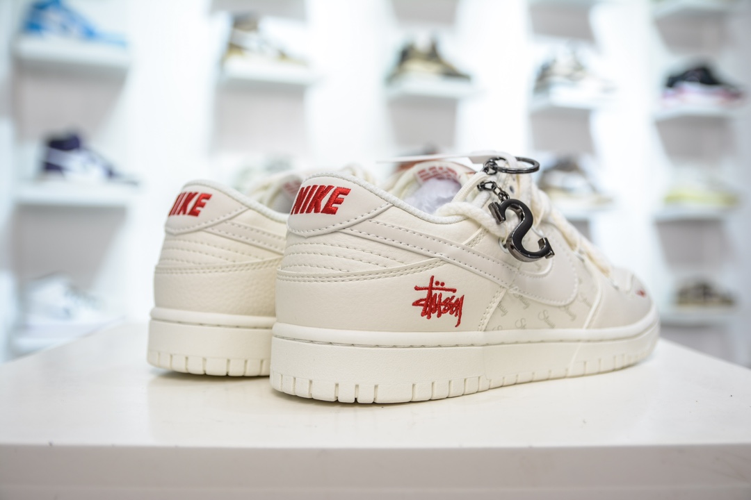 Stussy x Nike Dunk Low 斯图西 米红   SJ2068-259