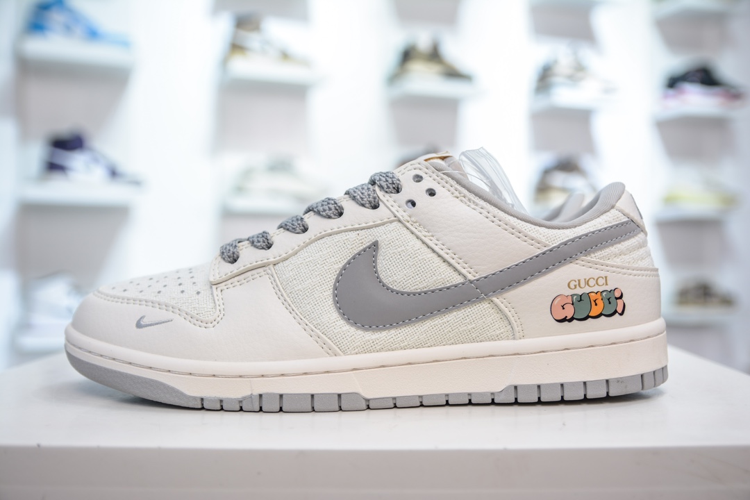 Nike SB Dunk Low“古驰联名——米白藏青勾织布” 周年高端定制低帮休闲板鞋 DQ1098-372