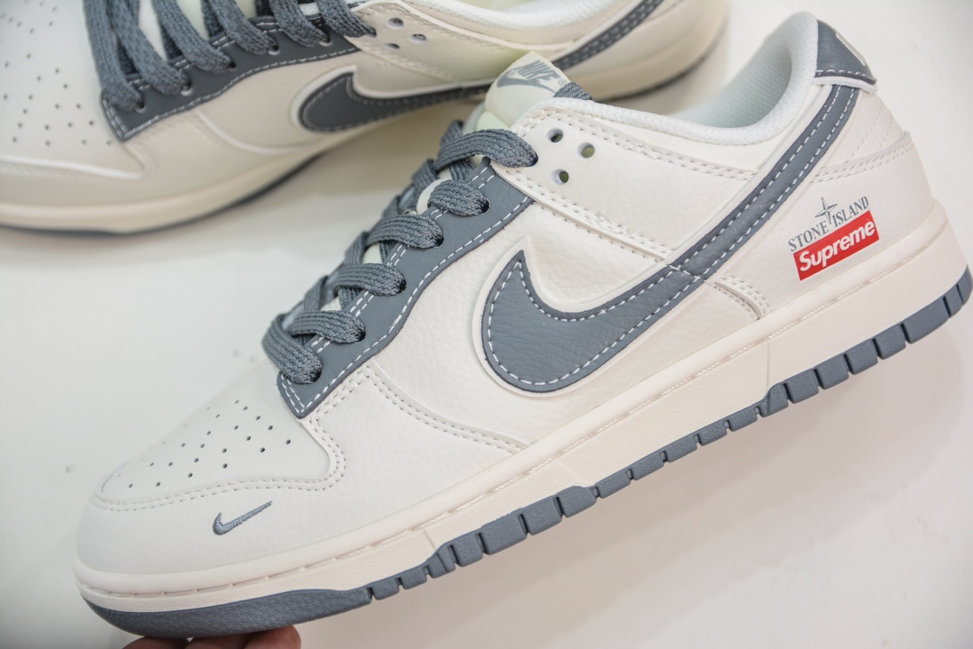 Supreme x Nike Dunk Low 米白灰 BB9866-002