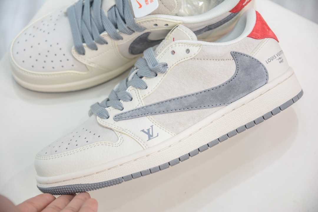 TS x Air Jordan AJ1 Low 倒钩低帮联名定制配色 米灰红 XY2688-103