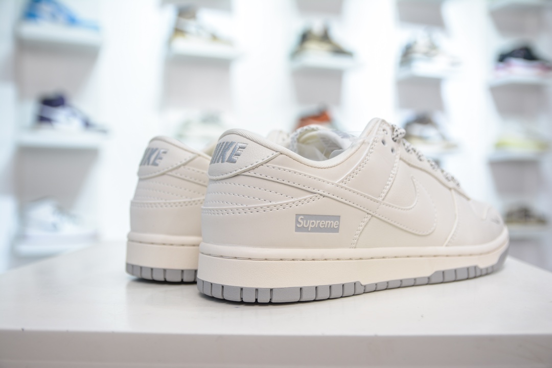 Nike SB Dunk Low Supreme联名 经典米灰 XX8888-001