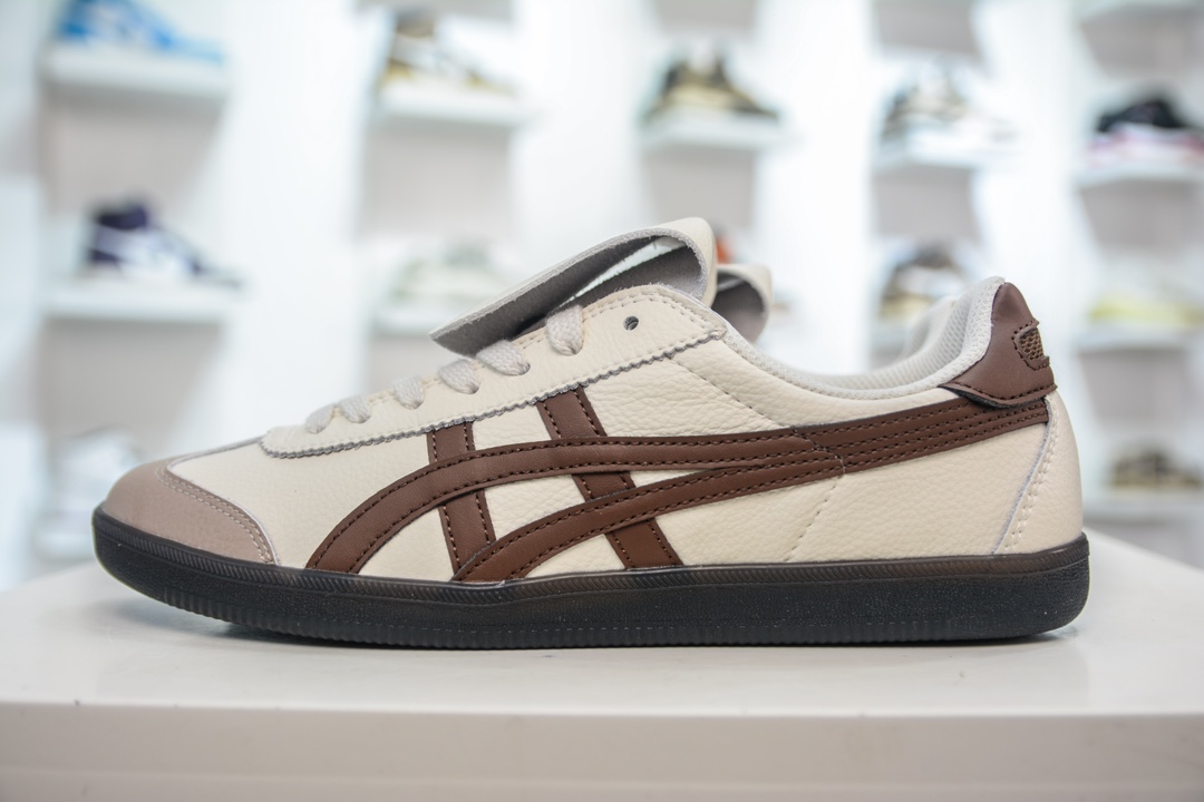 Asics Onitsuka Tiger Tokuten 亚瑟士鬼冢虎男女中性复古运动板鞋 1183B938-100