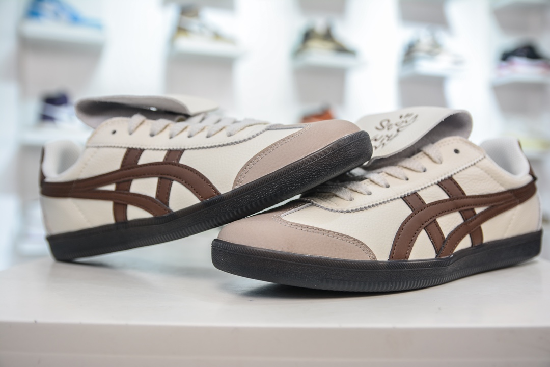 Asics Onitsuka Tiger Tokuten 亚瑟士鬼冢虎男女中性复古运动板鞋 1183B938-100