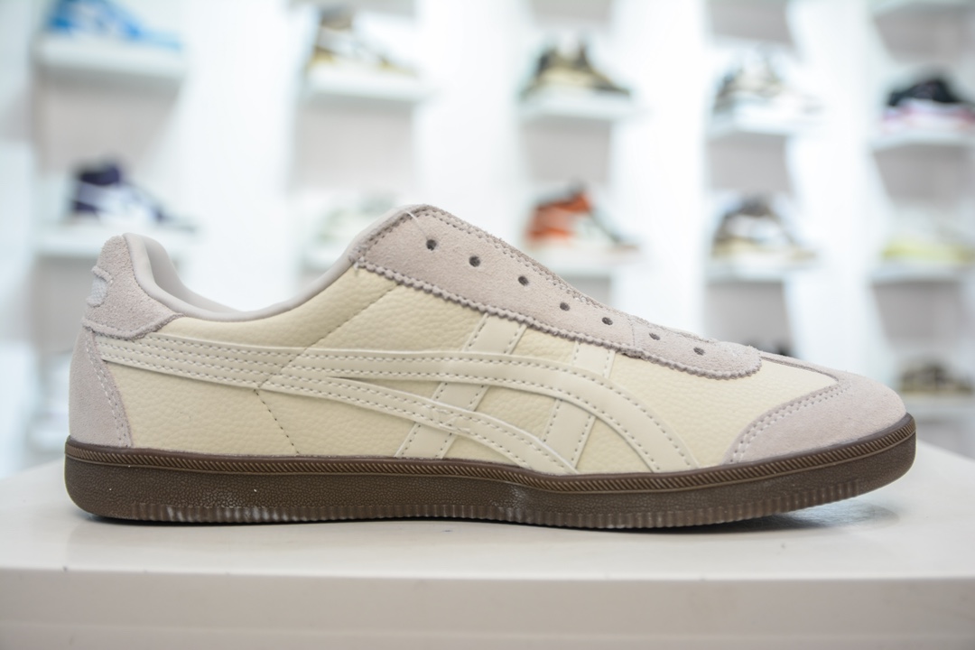 纯原级 Asics Onitsuka Tiger Tokuten 亚瑟士鬼冢虎男女中性复古运动板鞋 1183C290-100