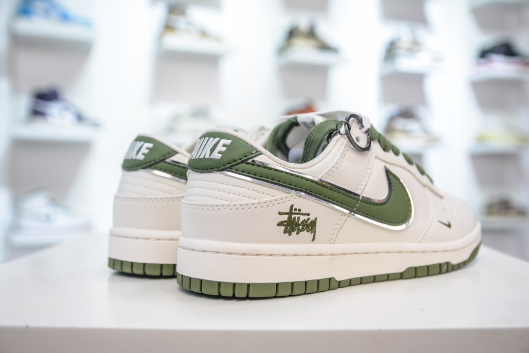 Stussy x Nike Dunk Low 斯图西联名 米白墨绿勾 DQ1098-381