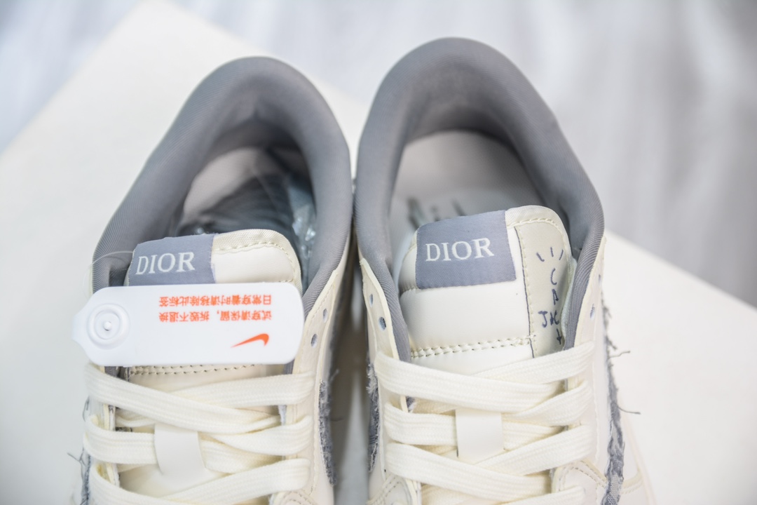 TS x Air Jordan AJ1 Low x Dior 倒钩低帮联名定制配色 米白灰纹勾 DM6688-603