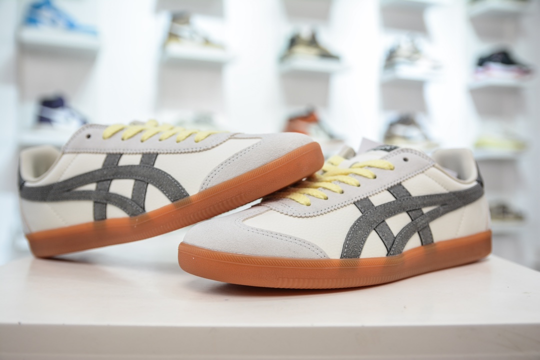 纯原级 Asics Onitsuka Tiger Tokuten 亚瑟士鬼冢虎男女中性复古运动板鞋轻盈舒适1183C086-101