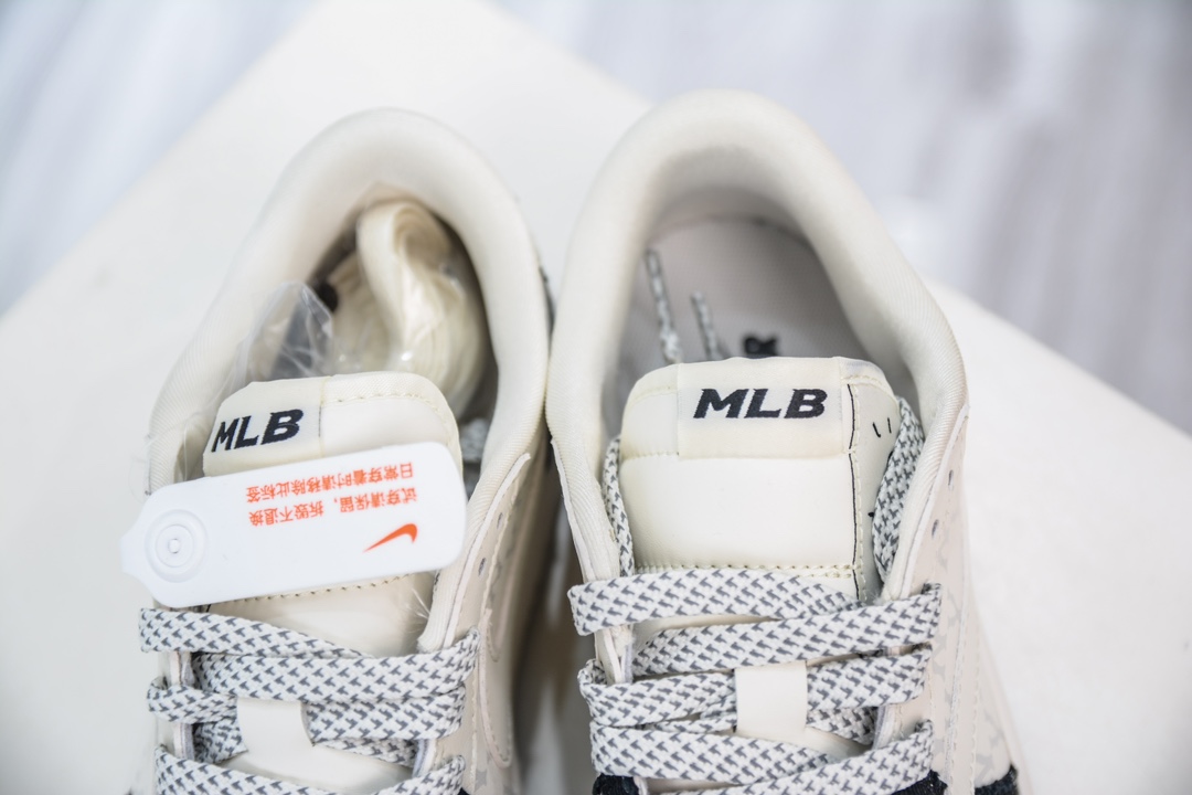 TS x Air Jordan AJ1 Low x MLB 倒钩低帮联名定制配色 NY黑印花 SJ2068-104