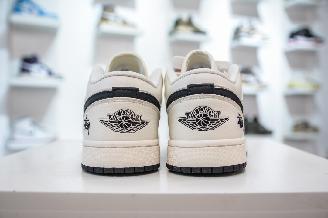 Air Jordan AJ1 Low X Stussy 低帮联名斯图西联名-白黑 SJ9950-008