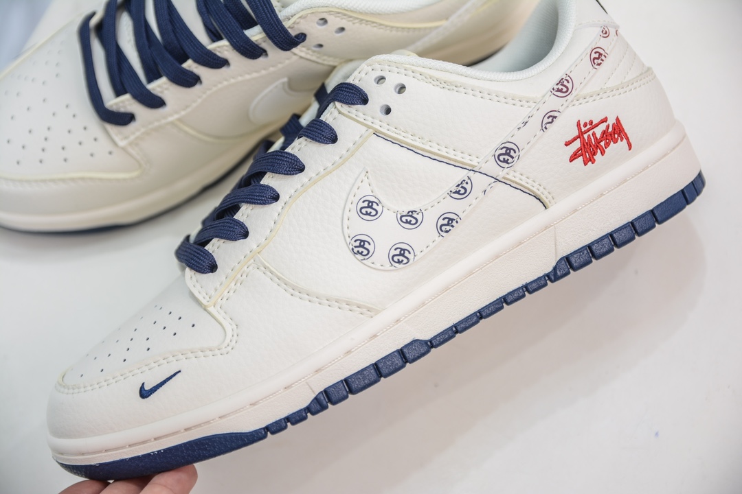 Stussy x Nike Dunk Low 斯图西联名米白花勾 XY1688-001