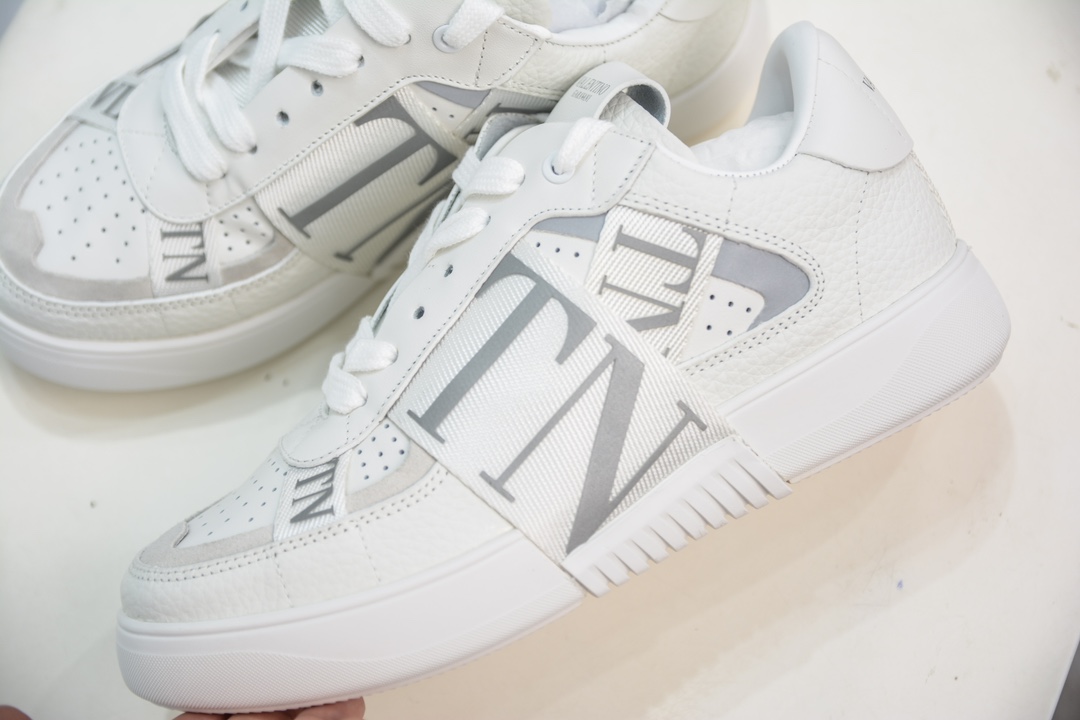 华伦天奴/Valentino Garavani VL7N Low Sneakers 系列低帮厚底百搭绑带休闲运动小白板鞋