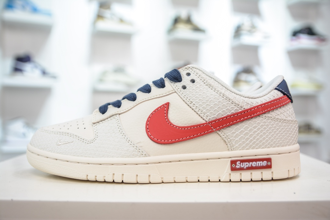 Supreme x Nike Dunk Low 联名白龙鳞 BB8685-101