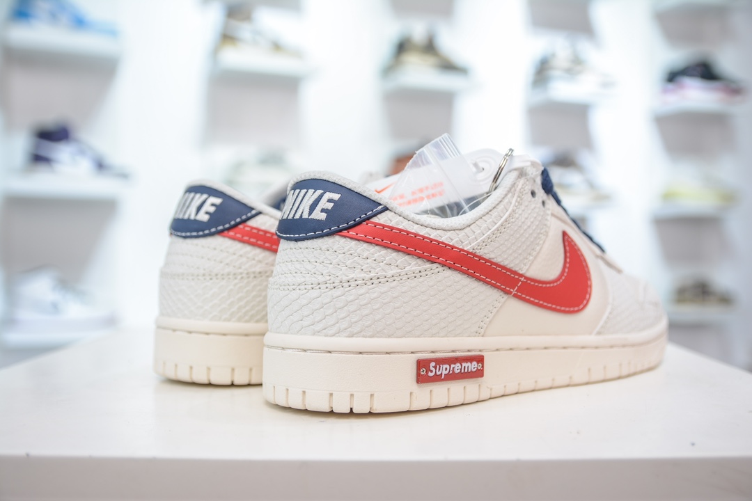 Supreme x Nike Dunk Low 联名白龙鳞 BB8685-101