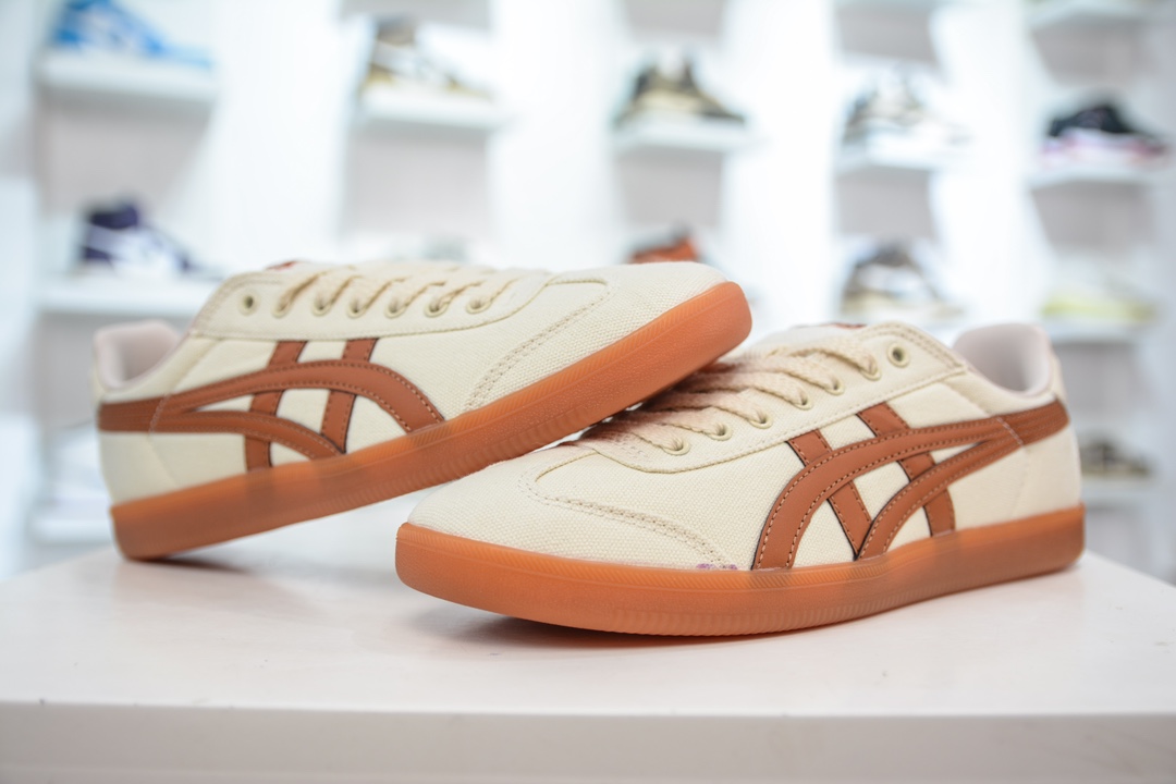 纯原级 Asics Onitsuka Tiger Tokuten 亚瑟士鬼冢虎男女中性复古运动板鞋轻盈舒适 1183A862-200