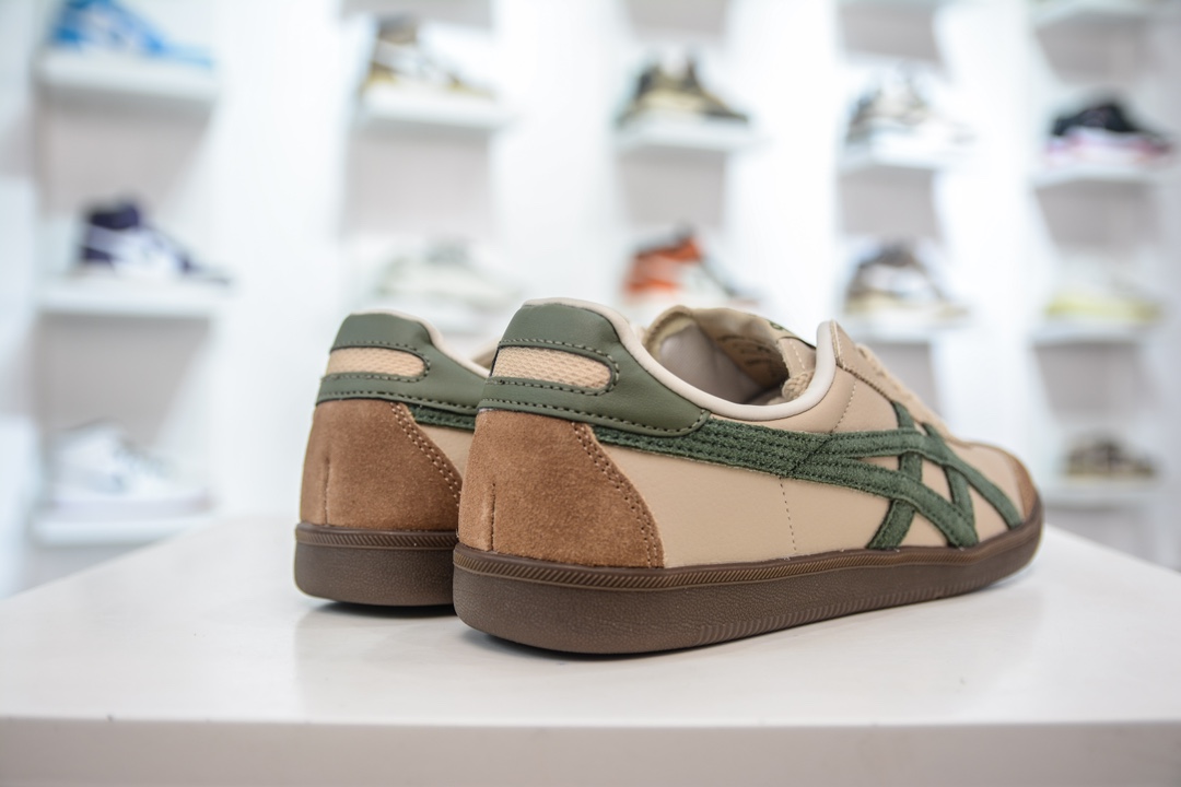 纯原级 Asics Onitsuka Tiger Tokuten 亚瑟士鬼冢虎男女中性复古运动板鞋轻盈舒适 1183C086-250