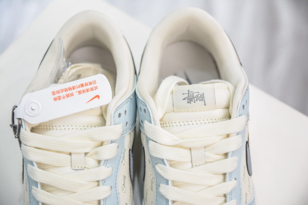 Stussy x Nike Dunk Low 斯图西联名 英文浅蓝 CF3688-012