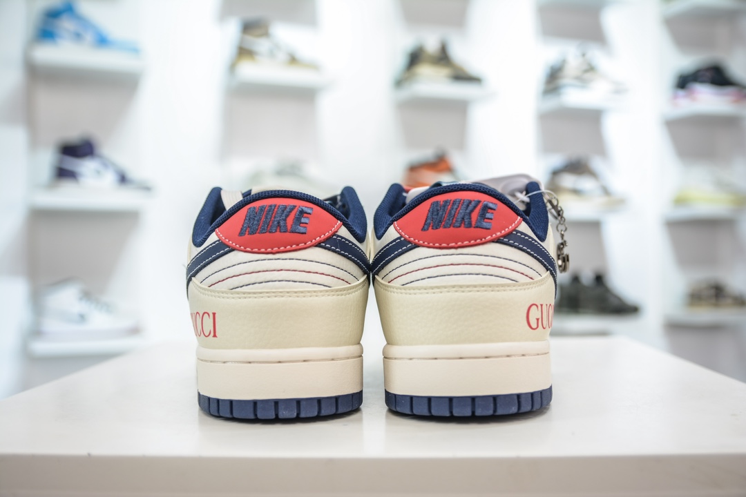 Nike SB Dunk Low x GUCCI 古驰米白蓝红小钩 XY1688-003