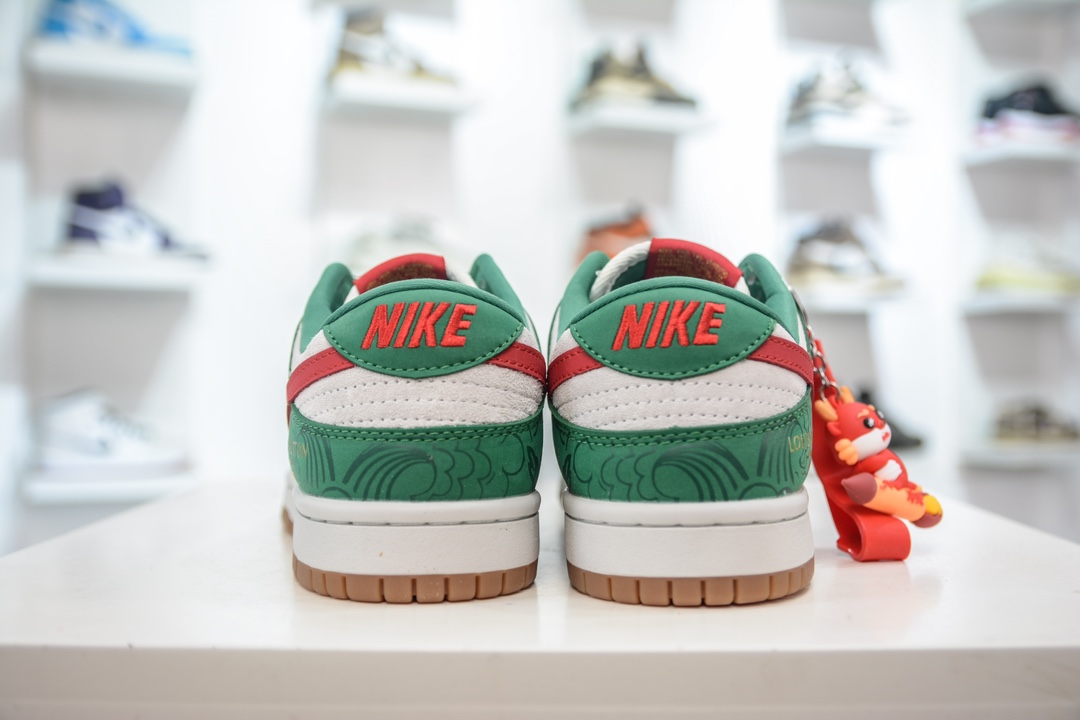 Nike SB Dunk Low x Louis Vuitton 中国年限定小青龙 XP3802-331