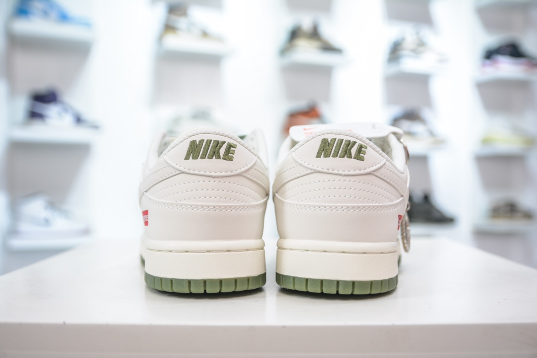 Supreme x Nike Dunk Low 白绿三小钩 BB8675-109