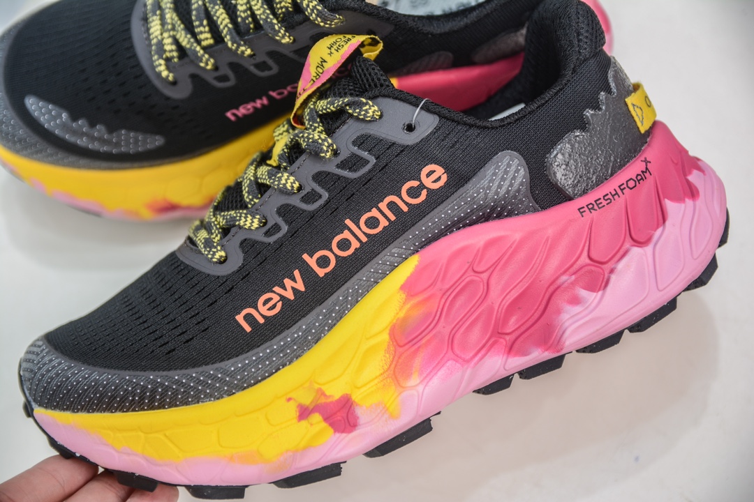 New Balance NB Fresh Foam X More Trail SE 新百伦NB 系列超轻量化低帮休闲运动慢跑鞋 WTMORAK3