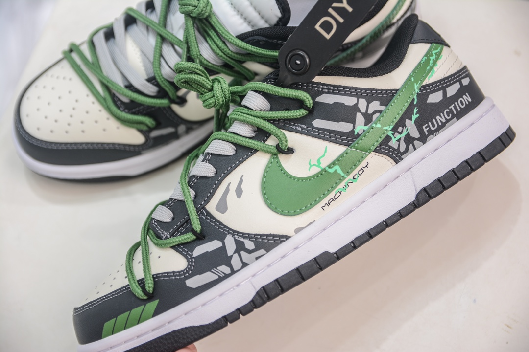 Nike Dunk Low 机械 灰米绿此款灵感来源于机械 DD1391-100