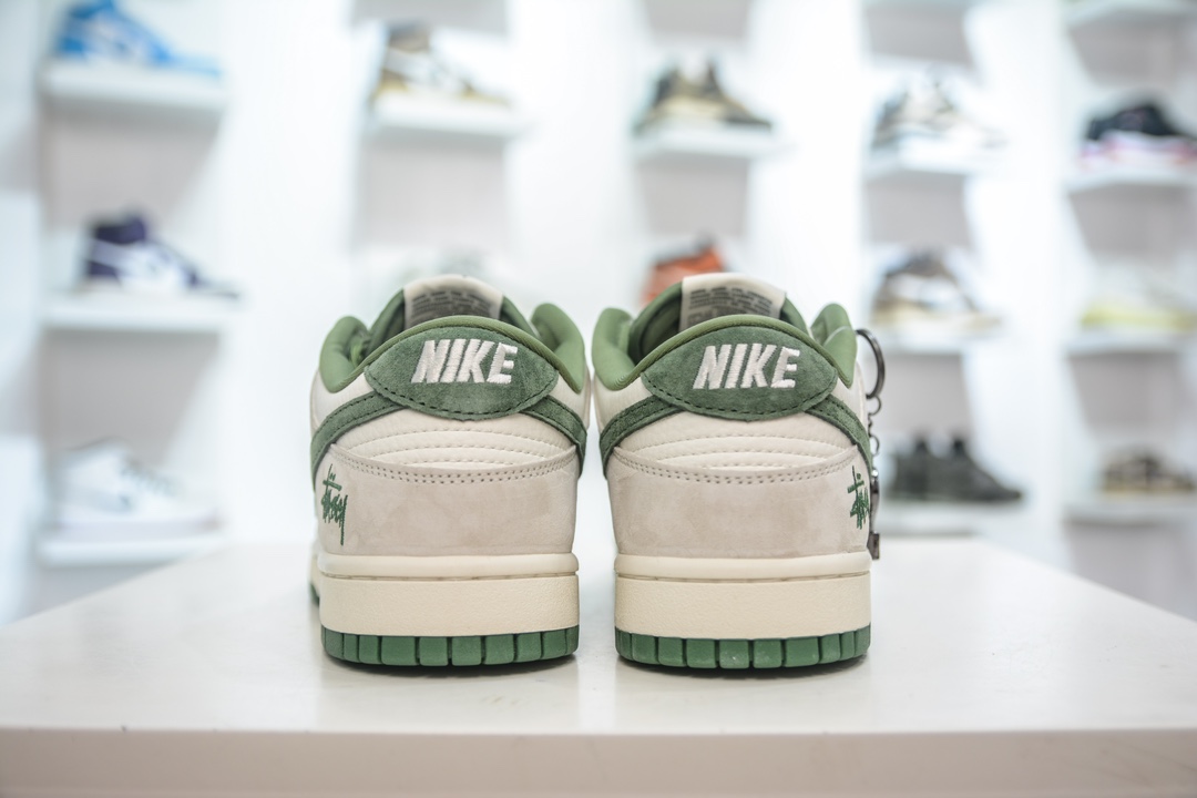 NIKE SB Dunk Low 斯图西联名灰绿 DQ1098-340