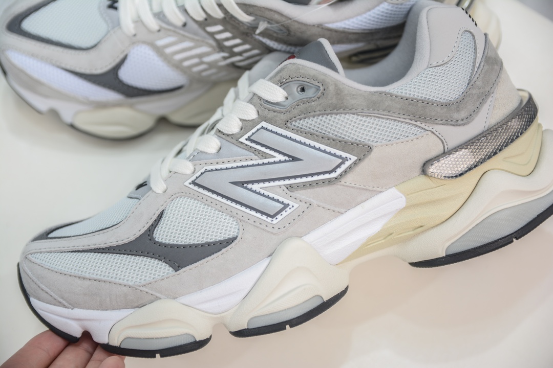 AY版纯原 New Balance NB9060系列 浅灰色 新百伦绒面耐磨透气低帮生活休闲鞋 U9060GRY