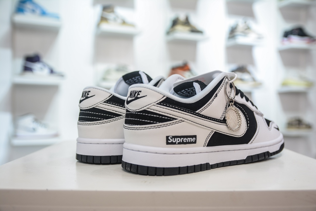 NIKE SB Dunk Low x Supreme 黑白 FC1688-144