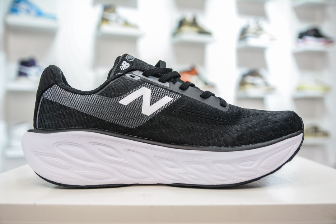 New Balance NB Fresh Foam Evoz v14 舒适耐磨低帮跑步鞋 M1080A14