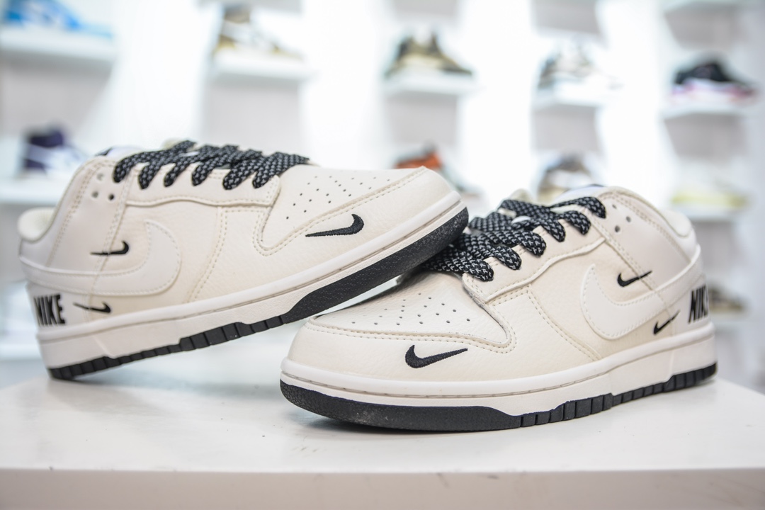 NIKE SB Dunk Low 四勾联名 白黑 NK5639-321