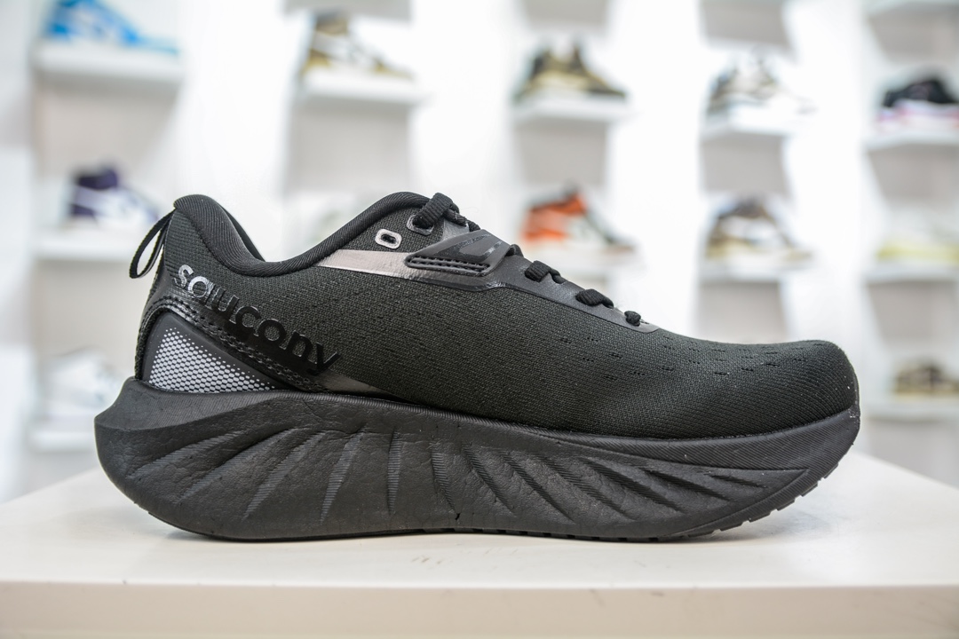 Saucony Triumph 22 索康尼[胜利]22代系列低帮轻量舒适多功能厚底休闲运动慢跑鞋   S10964-201
