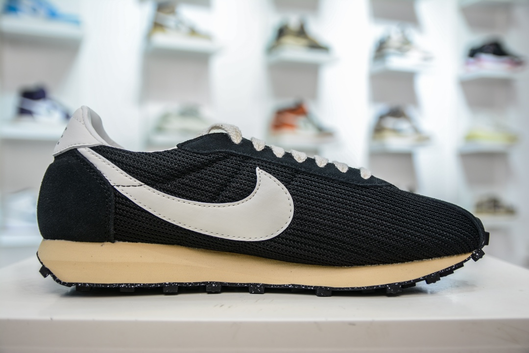 Nike Roshe Run LD-1000 x Stussy 黑白 华夫一代系列慢跑鞋 HM0950-001