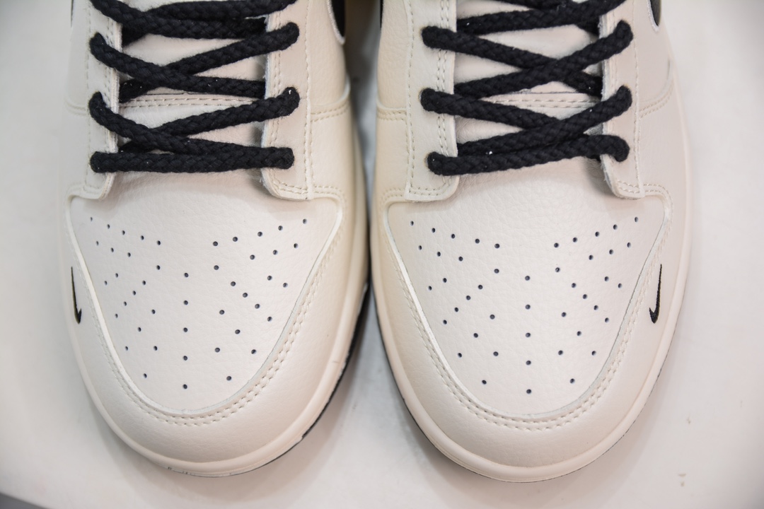 NK SB Dunk Low x Stussy 白黑三小钩  SJ2068-283