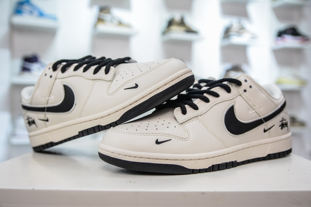 NK SB Dunk Low x Stussy 白黑三小钩  SJ2068-283