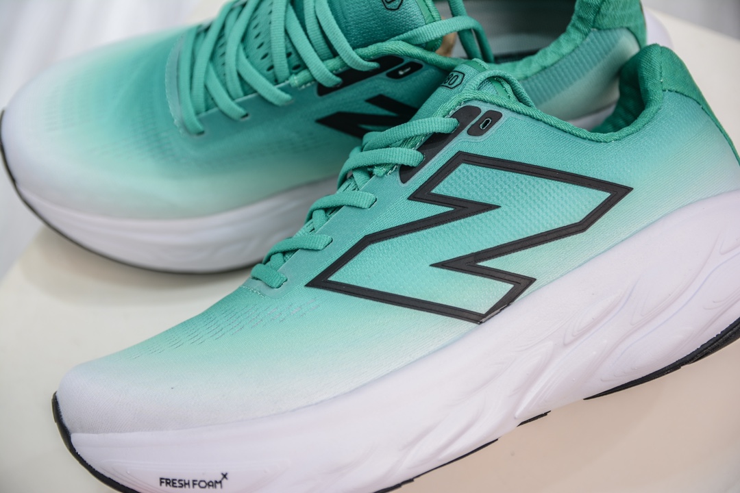 New Balance NB Fresh Foam Evoz v14 舒适耐磨低帮跑步鞋  M1080J14