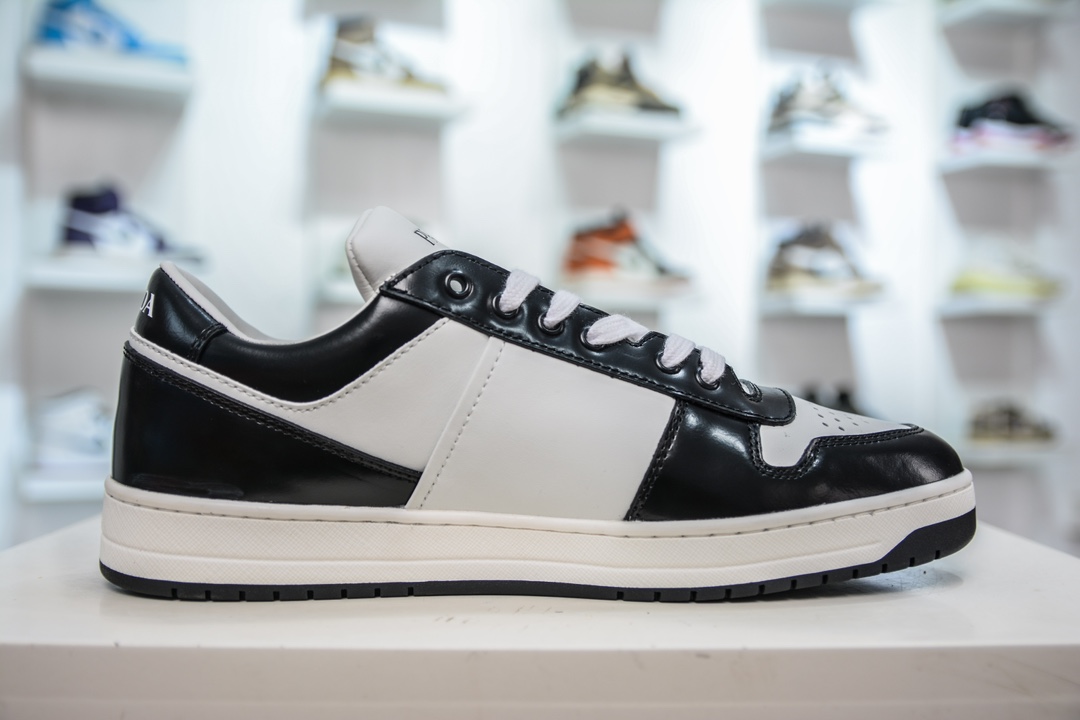 意大利高奢品牌·普拉达 Prada Downtown Low Sneakers 闹市区系列低帮系带百搭休闲运动小白板鞋