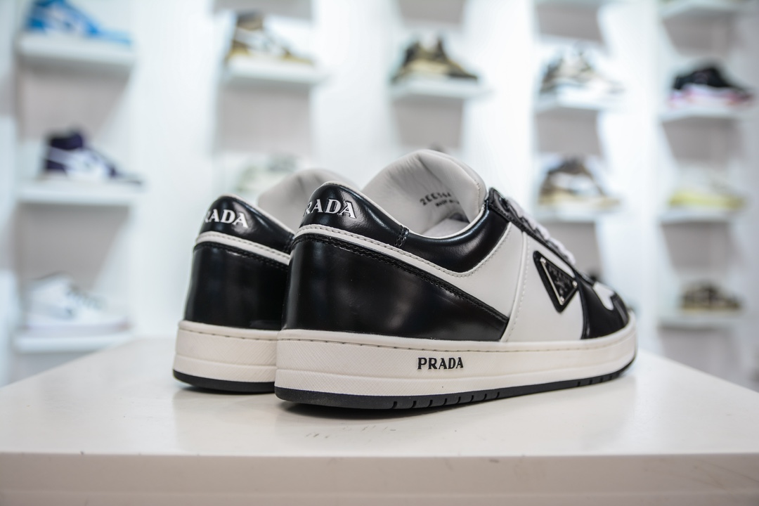 意大利高奢品牌·普拉达 Prada Downtown Low Sneakers 闹市区系列低帮系带百搭休闲运动小白板鞋