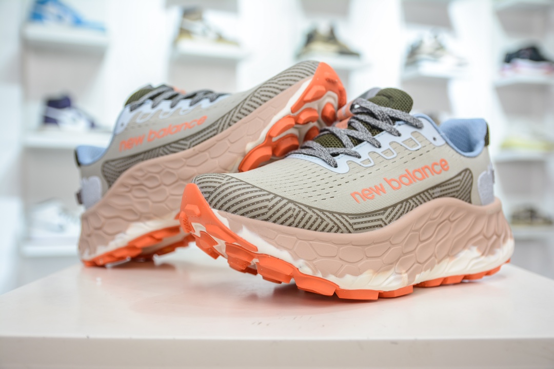 New Balance NB Fresh Foam X More V3 TDS 缓震跑步鞋能让您的双脚保持凉爽 MTMORUG3