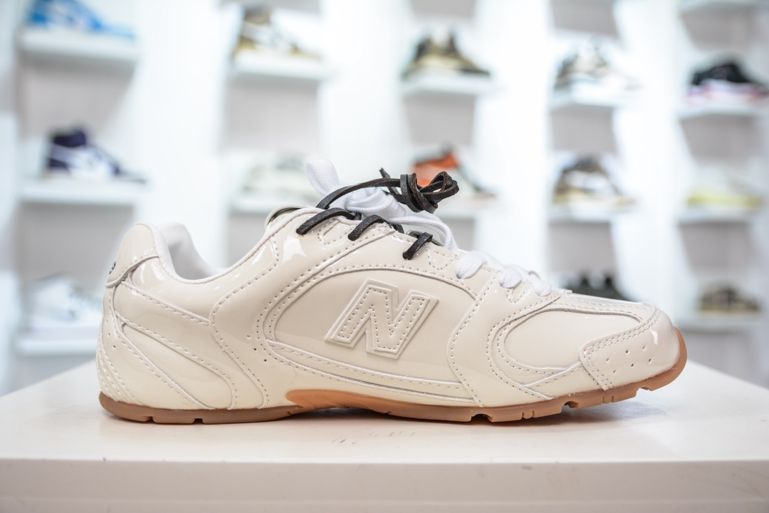 MiuMiu缪缪 x New Balance NB530 情侣款 休闲 运动鞋 阿甘鞋 德训鞋 原