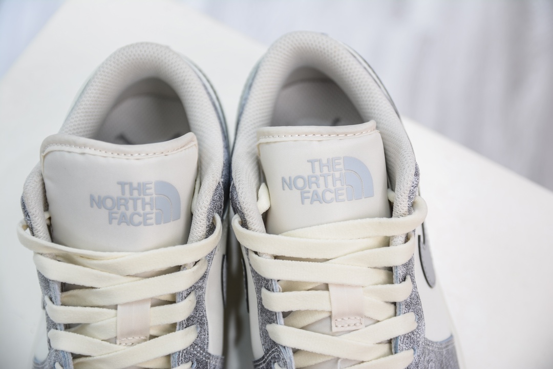 The North Face x Air Jordan 1 Low 岩石灰  DC2024-023