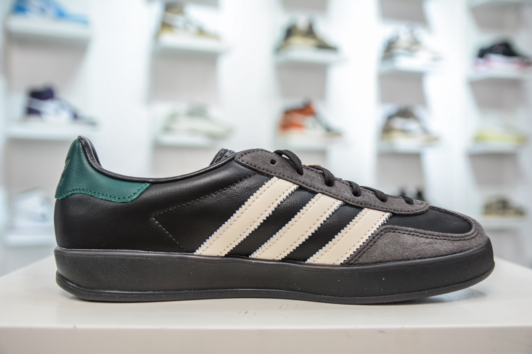 AD Original Gazelle Indoor Trainers 瞪羚室内鞋系列低帮复古百搭休闲运动德训风板鞋 黑棕 IH0374