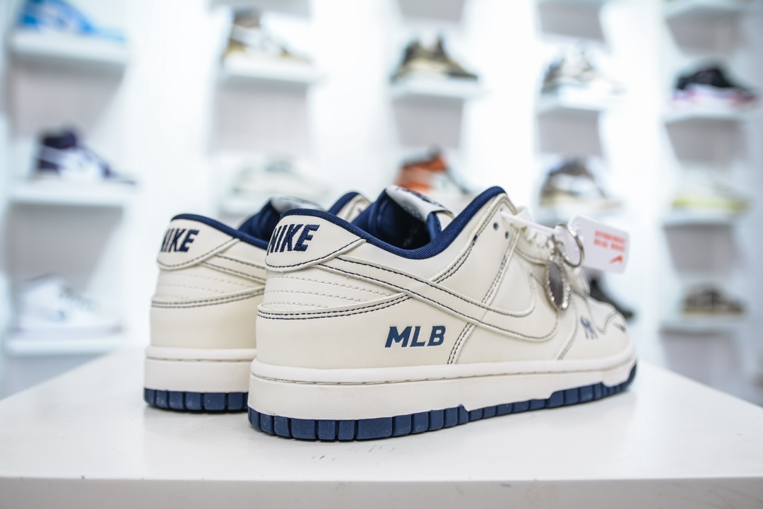 Nike SB Dunk Low x MLB 白深蓝小钩 KK1688-001