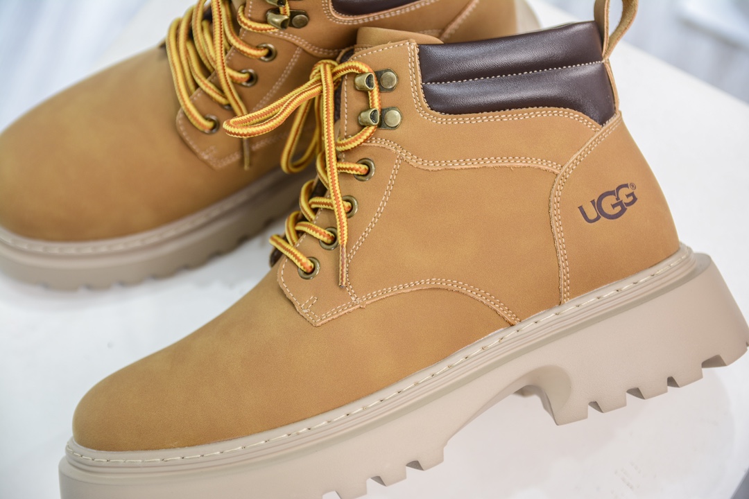 UGG M Tasman Weather Hybrid 塔斯曼混合系列中帮厚底轻量休闲马丁靴