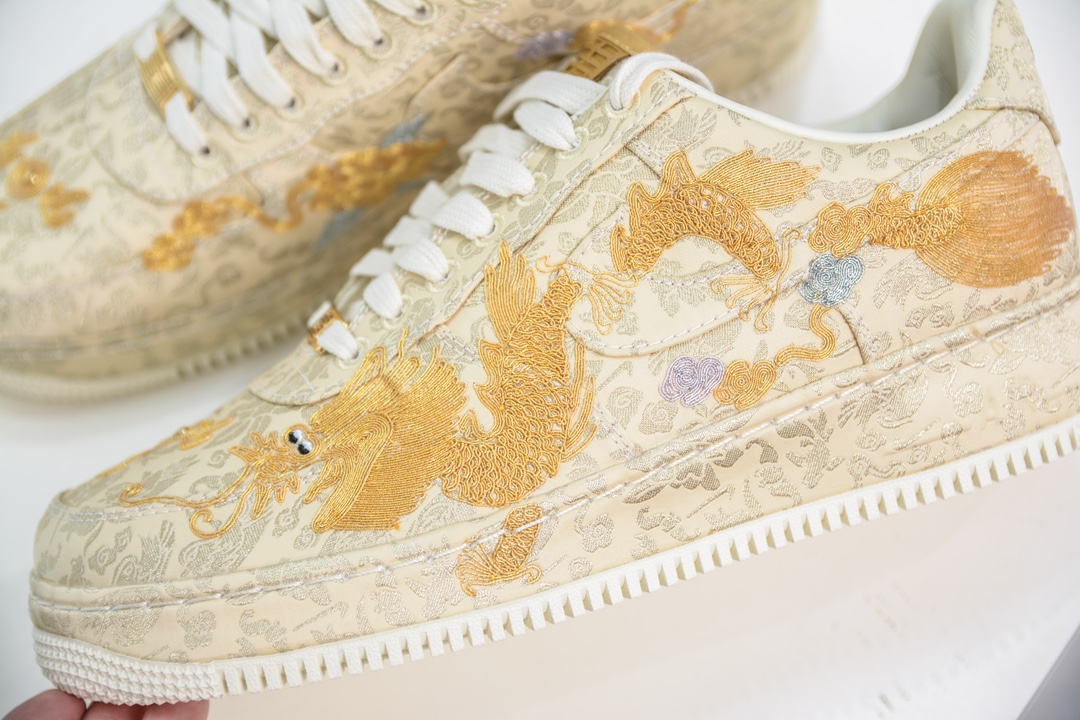 Nike Air Force 1 Low 龙凤呈祥 金黄色 HJ4285-777