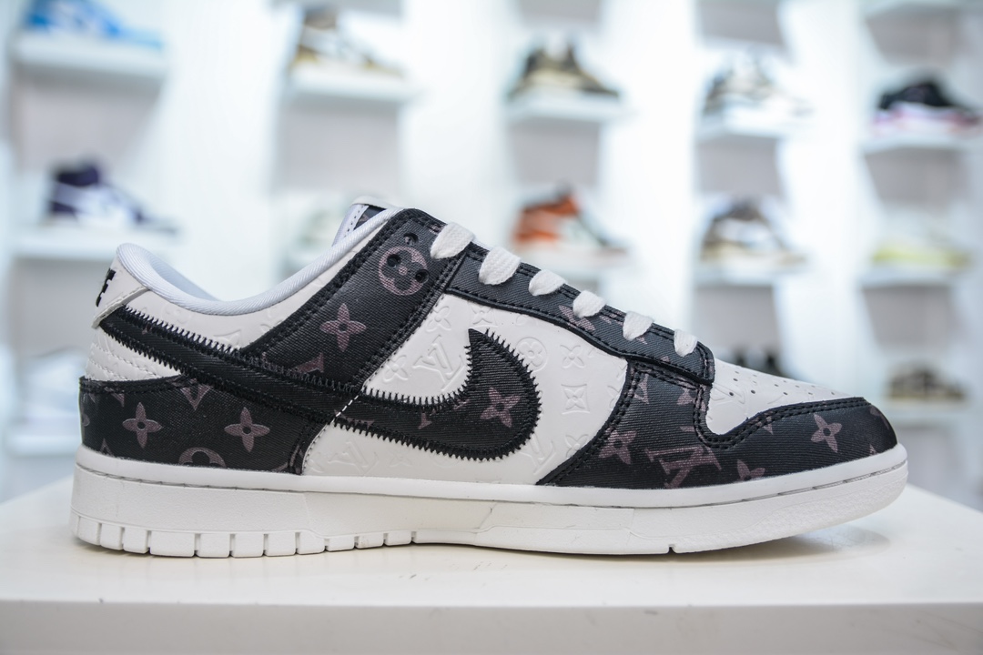 LV x Nike Dunk Low 白黑印花 此款主张打破传统的工业化流水线设计限制 DQ1098-361