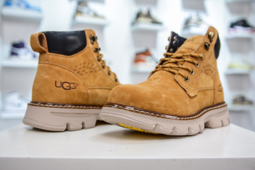 UGG Tasman Weather Hybrid 塔斯曼混合系列中帮轻量休闲马丁靴