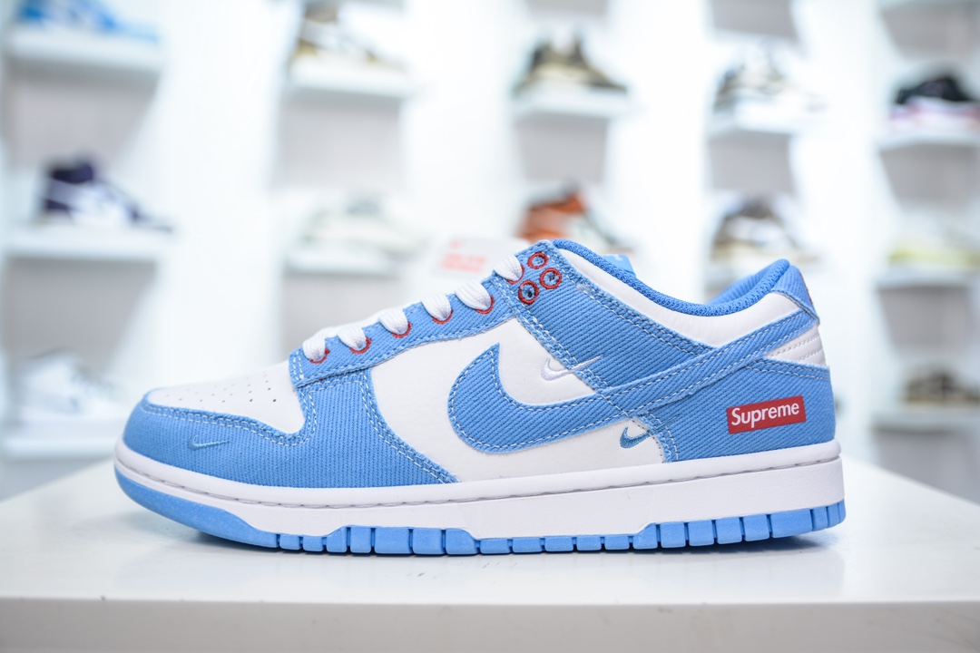 Nike SB Dunk Low x Supreme 白天蓝牛仔三小钩 KK1888-015