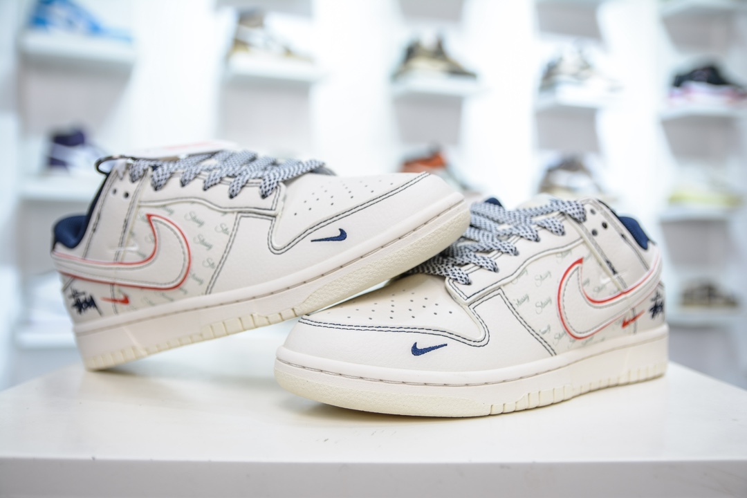 Stussy x Nike Dunk Low 斯图西联名 白红蓝三小钩满天星 XY1688-012